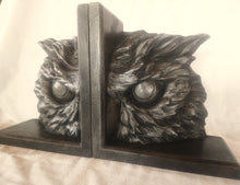 Load image into Gallery viewer, Owl Bookends